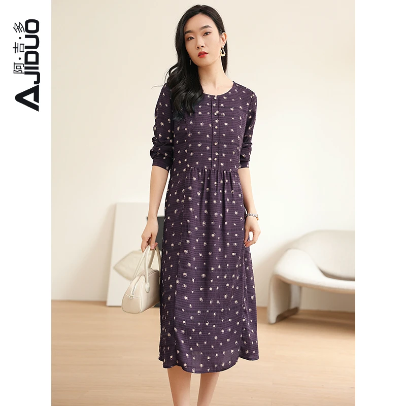 阿吉多长袖连衣裙女2025新款春秋高级感紫色肌理感提花内搭长裙子