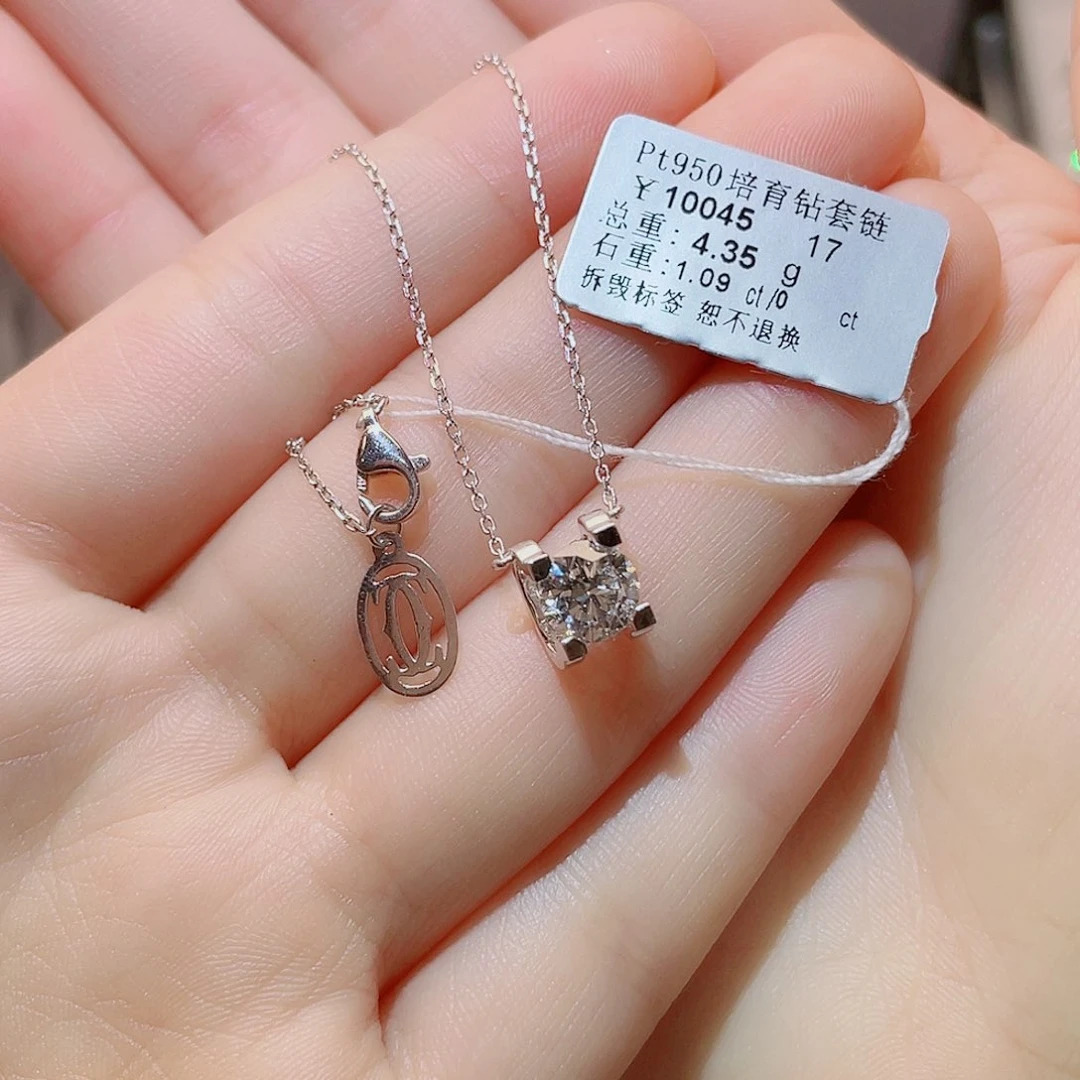 铂Pt950镶嵌实验室培育钻石1ct 牛头吊坠
