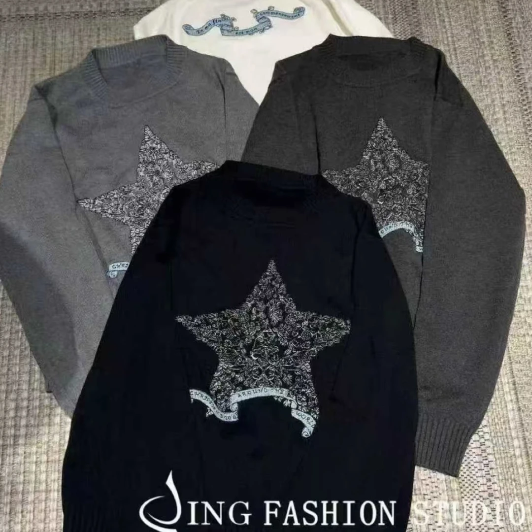 CJING2025新款95135时尚图案圆领打底长袖衫女装卫衣