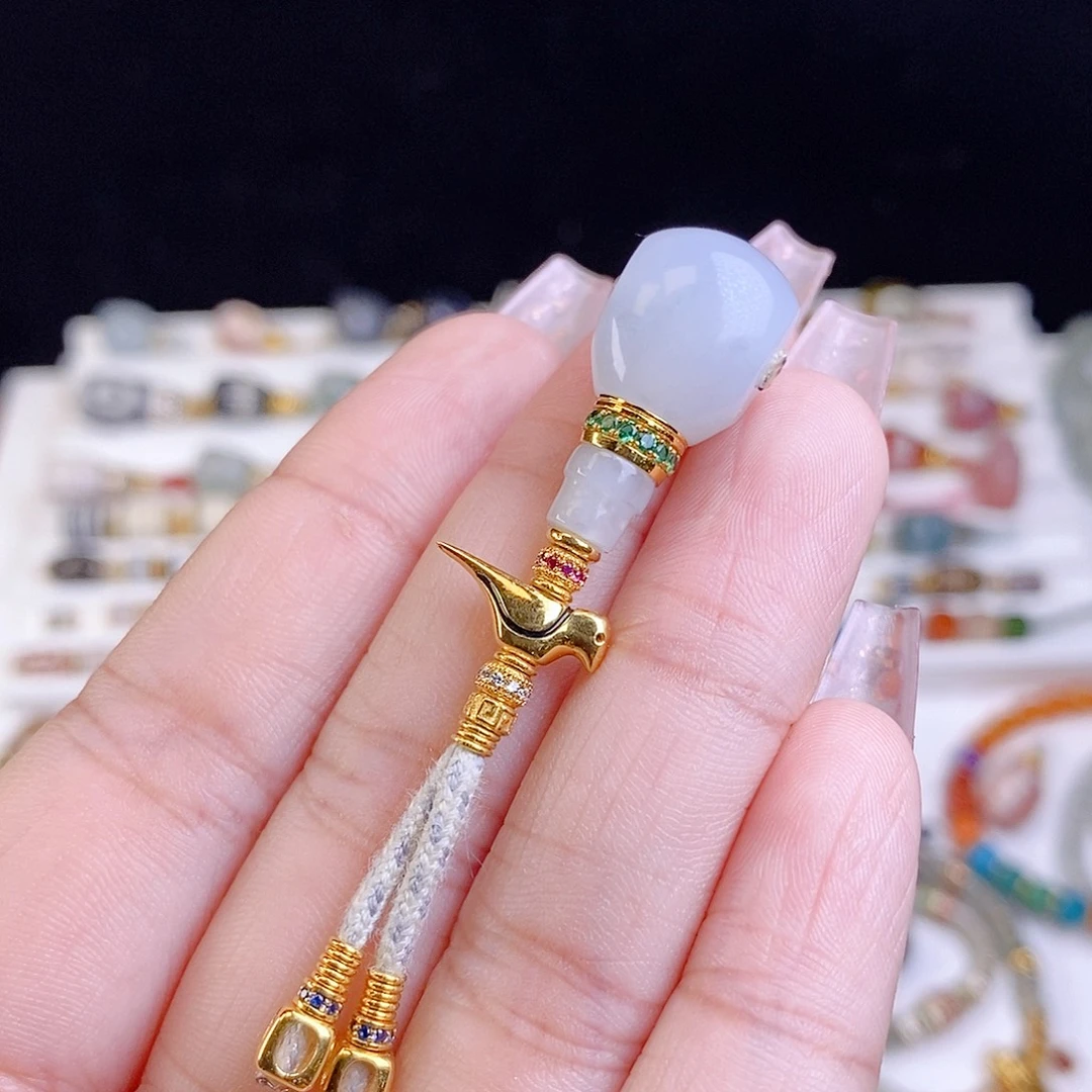 翡翠18K金镶嵌颈饰三通套装