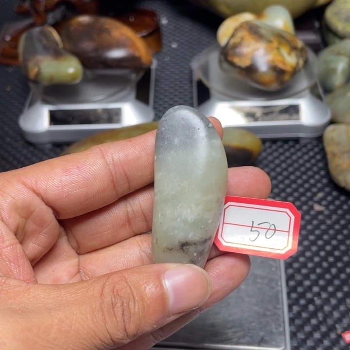 颈饰未镶嵌和田玉50