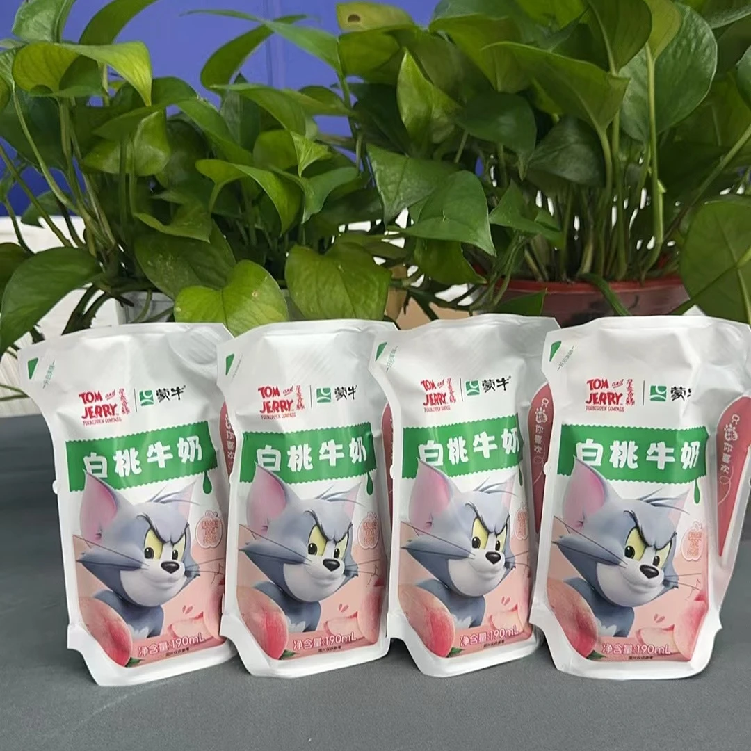 蒙牛果味牛奶全脂调制乳爱克林190ml×4包（口味随机发货）