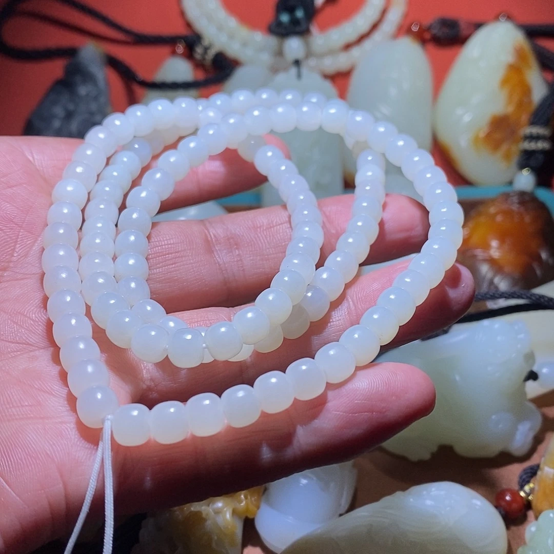 未镶嵌和田玉挂件如**生