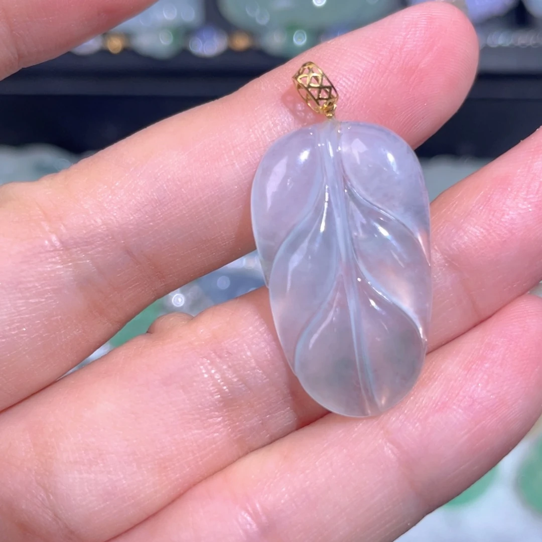 颈饰18K金镶嵌翡翠翡翠