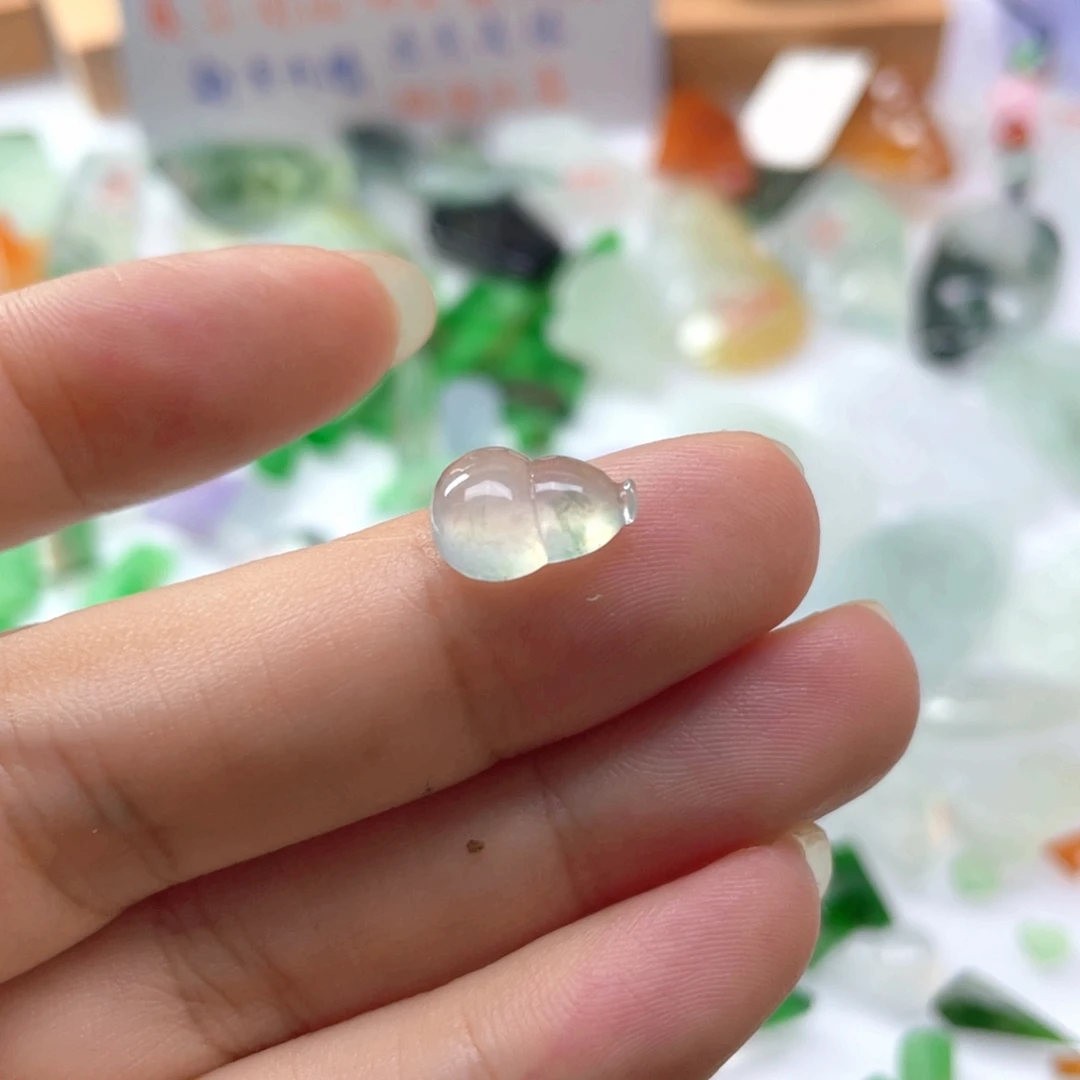 定制翡翠未镶嵌天然缅甸翡翠