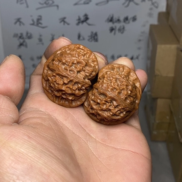 P***t吊坠文玩核桃文玩核桃宫灯