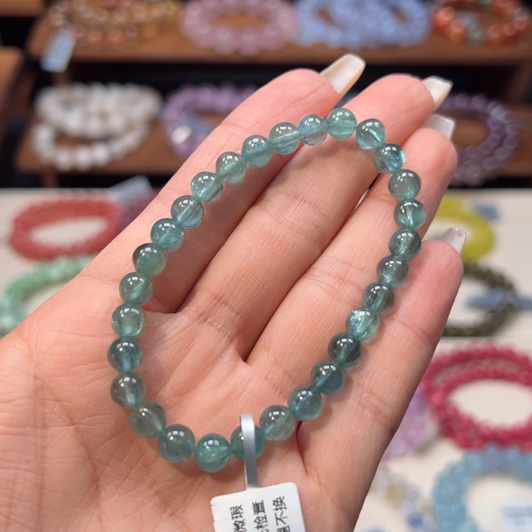 M***n水晶手串未镶嵌天花板冰种蓝绿晶6.5mm