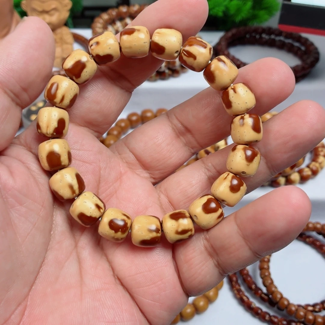 磊***子紫金鼠手串老型11