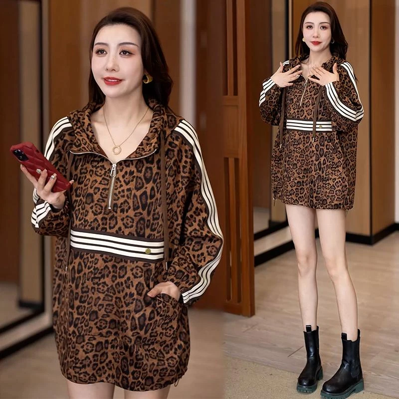 时尚豹纹卫衣女2025春季新款洋气宽松休闲显瘦中长款连帽上衣外套