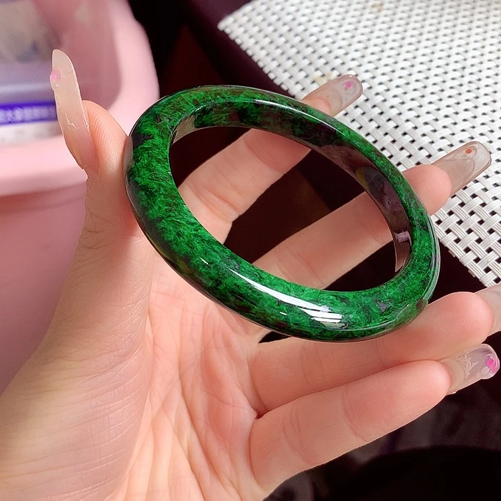 翡翠未镶嵌手镯翡翠