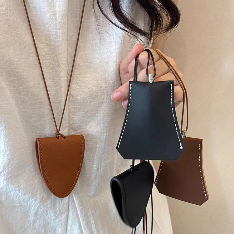 挂脖磁吸多功能皮革墨镜夹项链女款眼镜收纳挂绳脖子装饰挂链配饰