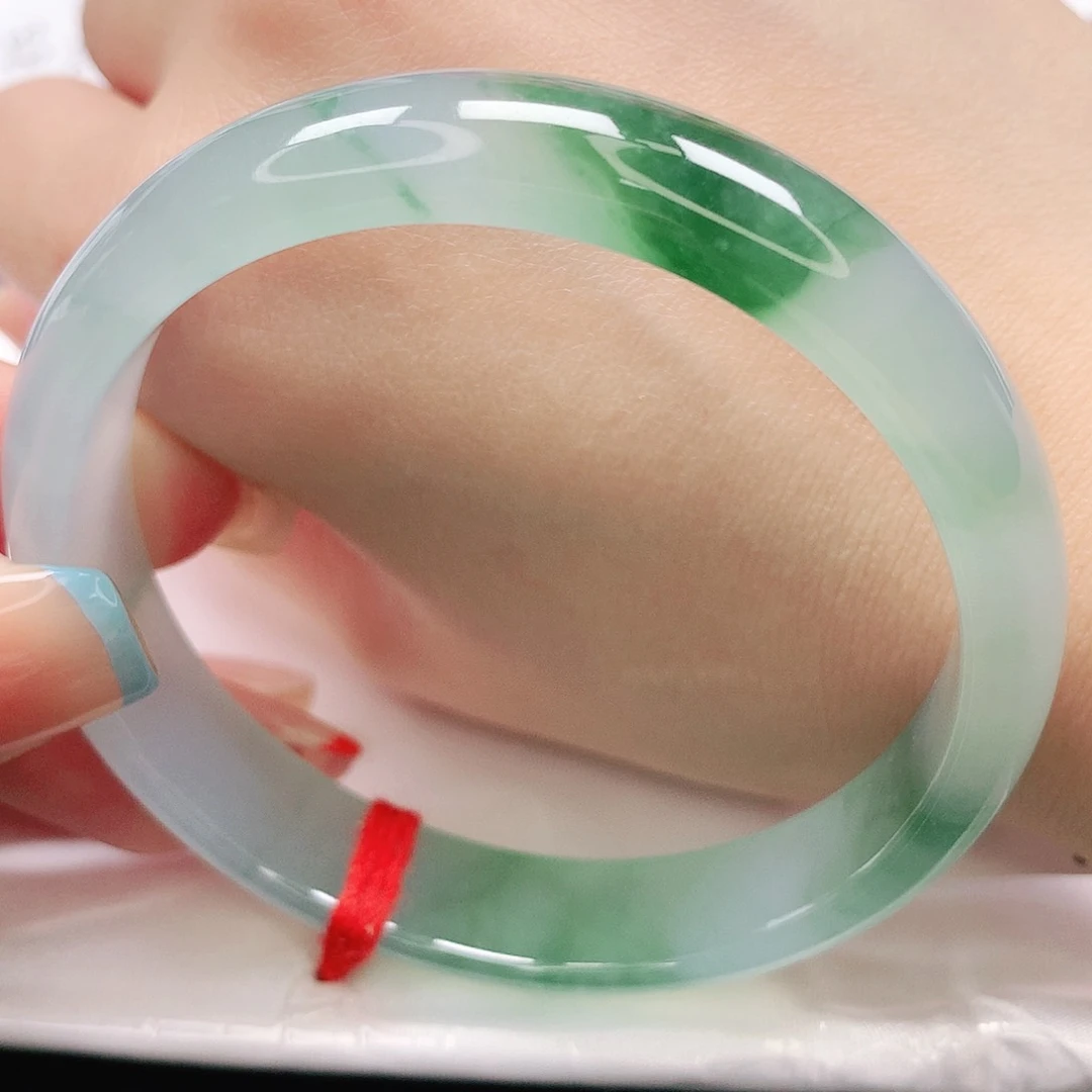 翡翠手镯未镶嵌缅甸天然A货翡翠