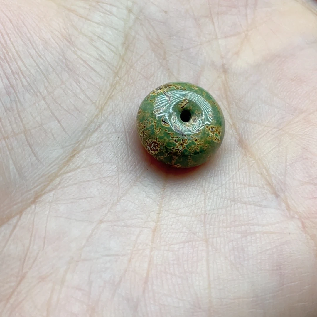 老***、未镶嵌南红玛瑙珠宝奇石