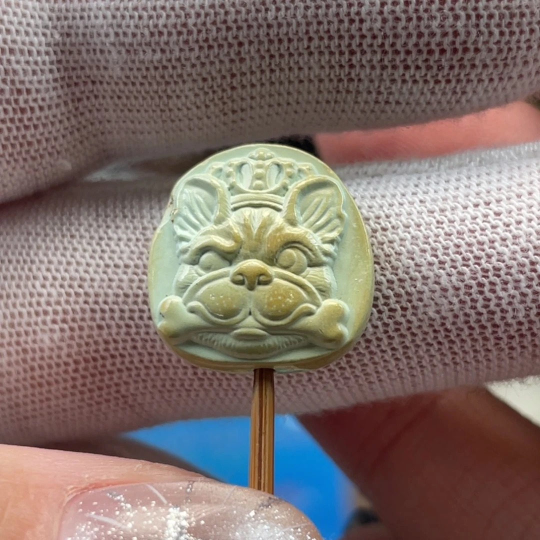 绿松石未镶嵌挂件