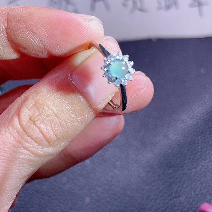 翡翠颈饰未镶嵌999999999