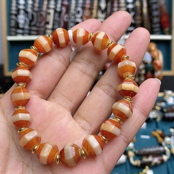 玛瑙/玉髓颈饰合金