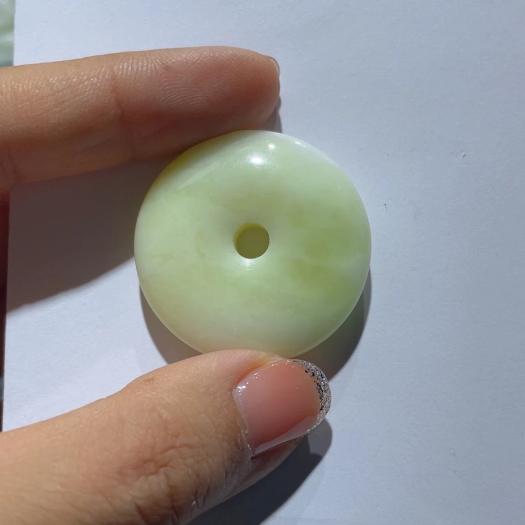 未镶嵌颈饰蓝田玉（蛇纹石化大理石玉）傲**飞