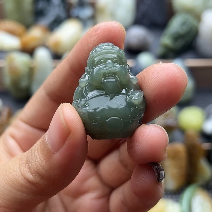 和田玉（糖玉）未镶嵌颈饰