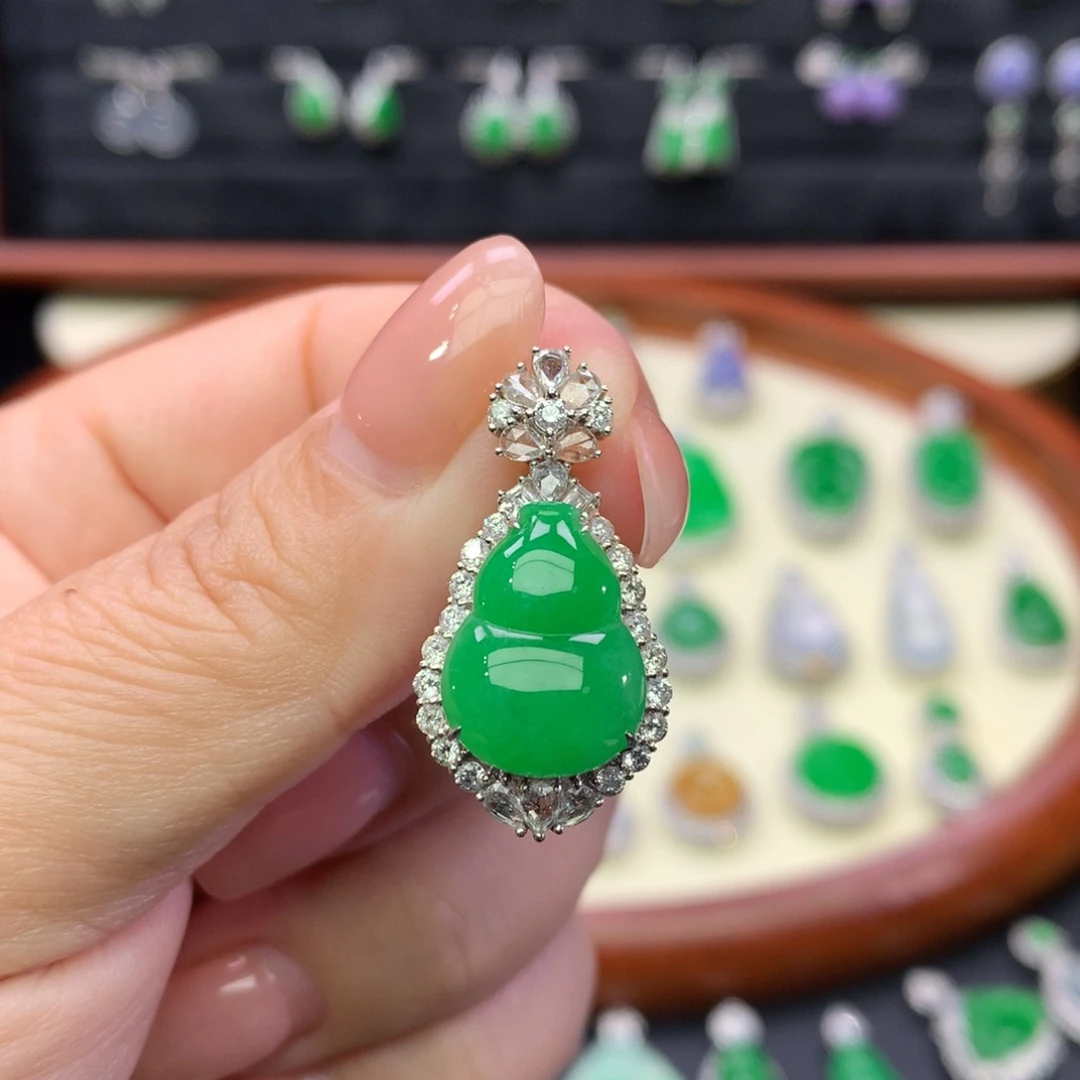 翡翠18K金镶嵌吊坠(不含链)