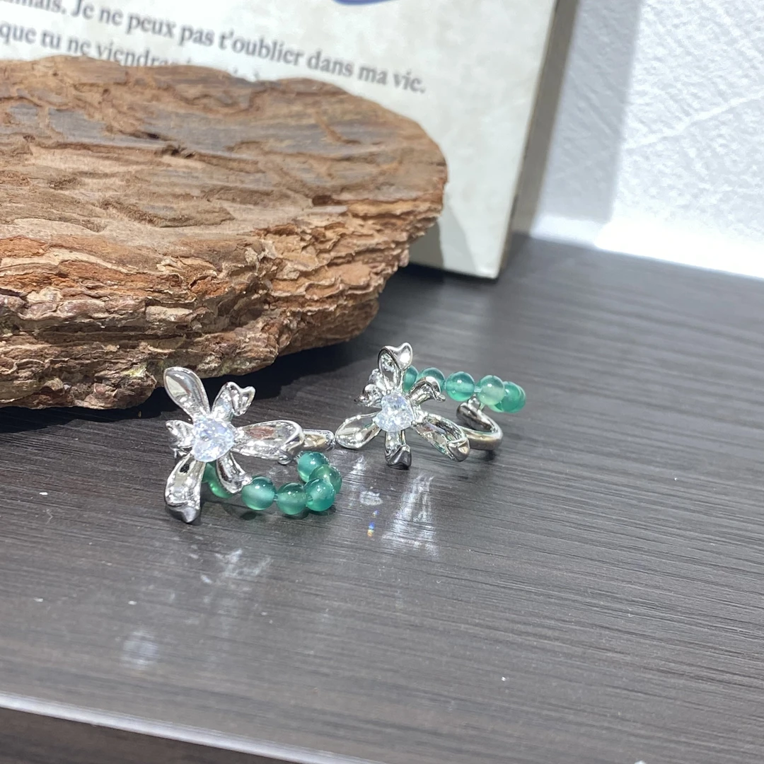 铜合金合成锆石耳饰 花朵百搭耳饰 A288