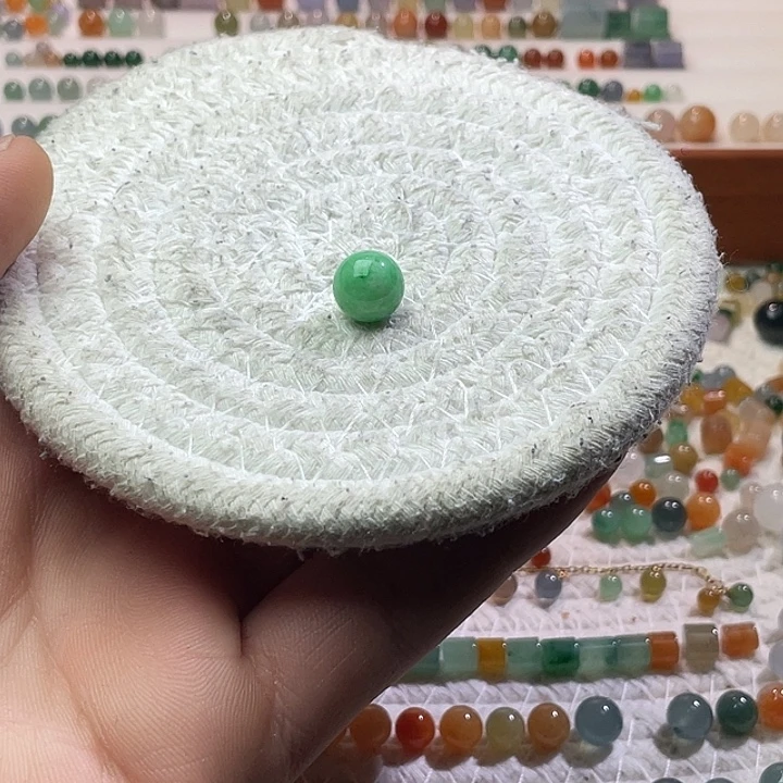 翡翠散珠未镶嵌定制翡翠卡10.3