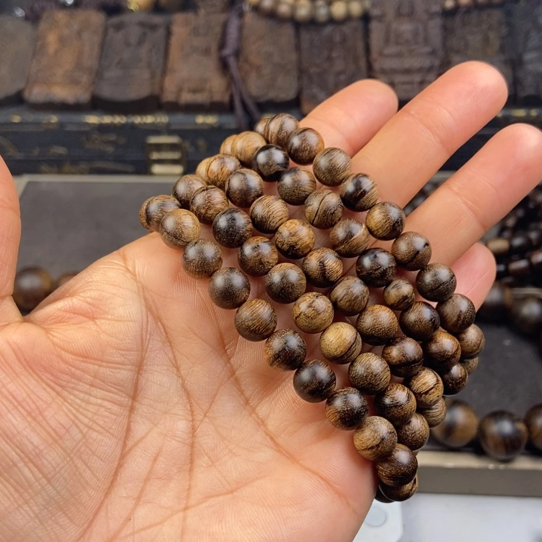 沉香手串刘*越南芽庄白虎斑留疤