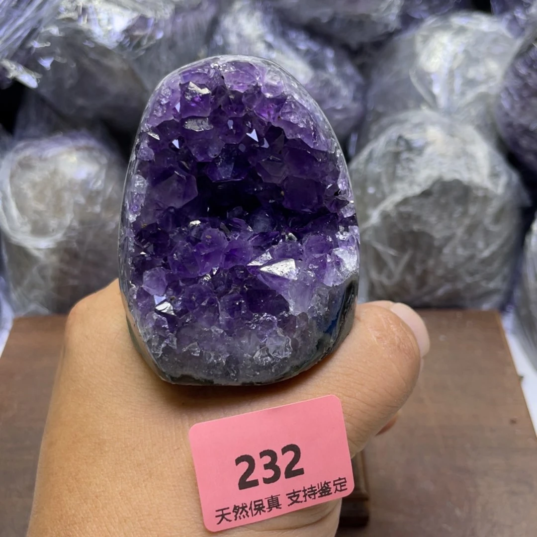 未镶嵌水晶大型摆件（非配饰）