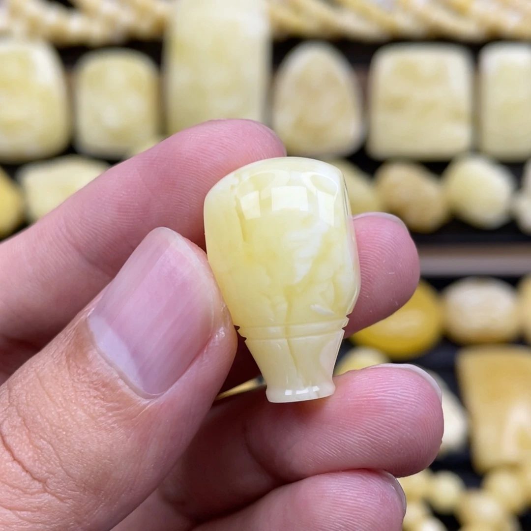 裸石琥珀未镶嵌琥珀蜜蜡