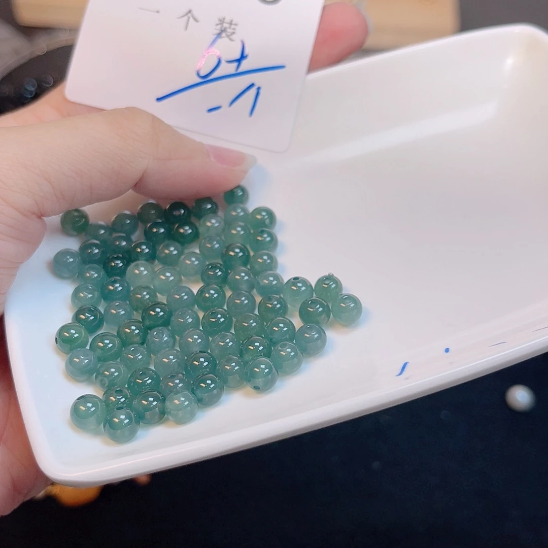 水晶珠宝半成品未镶嵌140 。