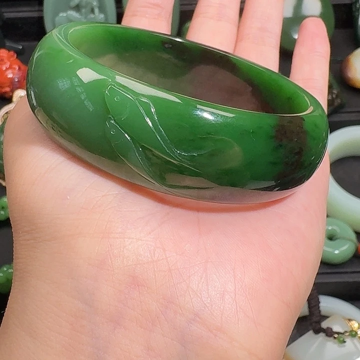 未镶嵌手镯和田玉（碧玉）俄碧 七号矿