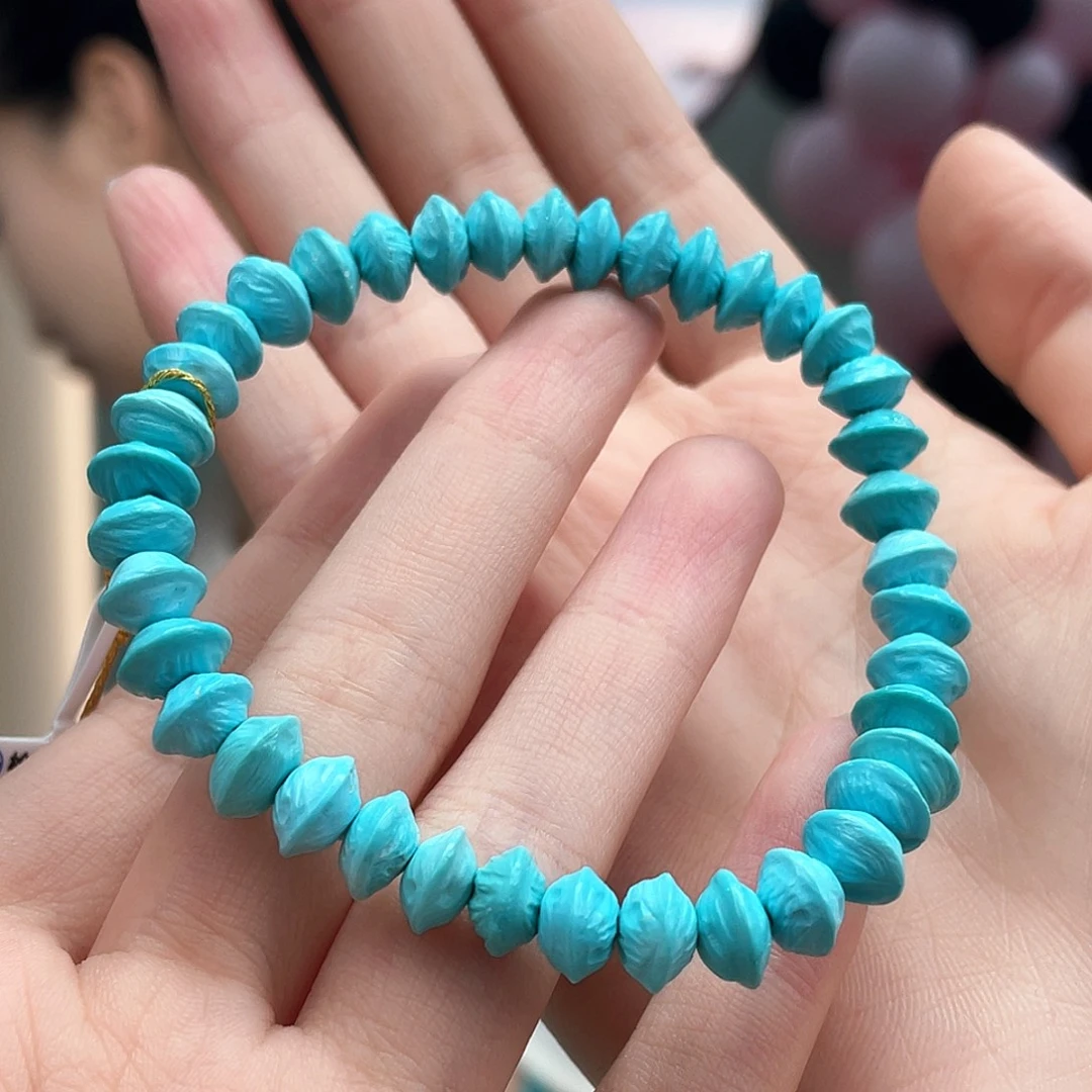 绿松石未镶嵌颈饰