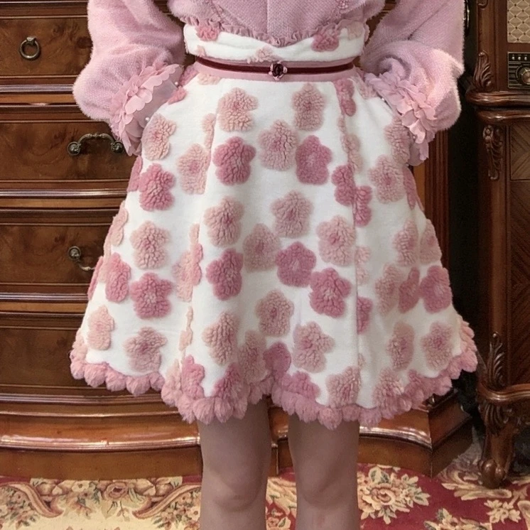 现货【一生罗曼】日系甜美立体花朵摇粒绒短裙B1041