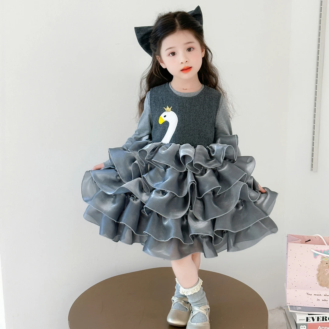 女童连衣裙春秋款2025新款儿童洋气天鹅时髦公主裙女宝宝秋装裙子