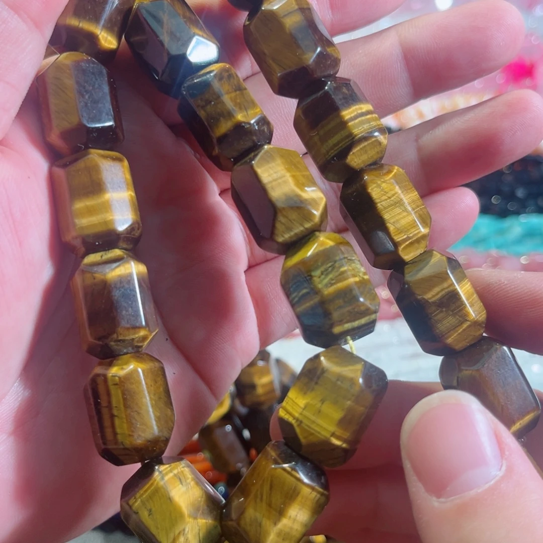 玛瑙/玉髓合金珠宝半成品A货虎眼切面顶珠两颗15x20mm