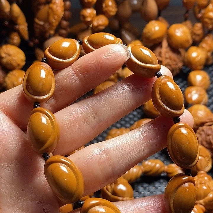 吊坠橄榄核金元宝