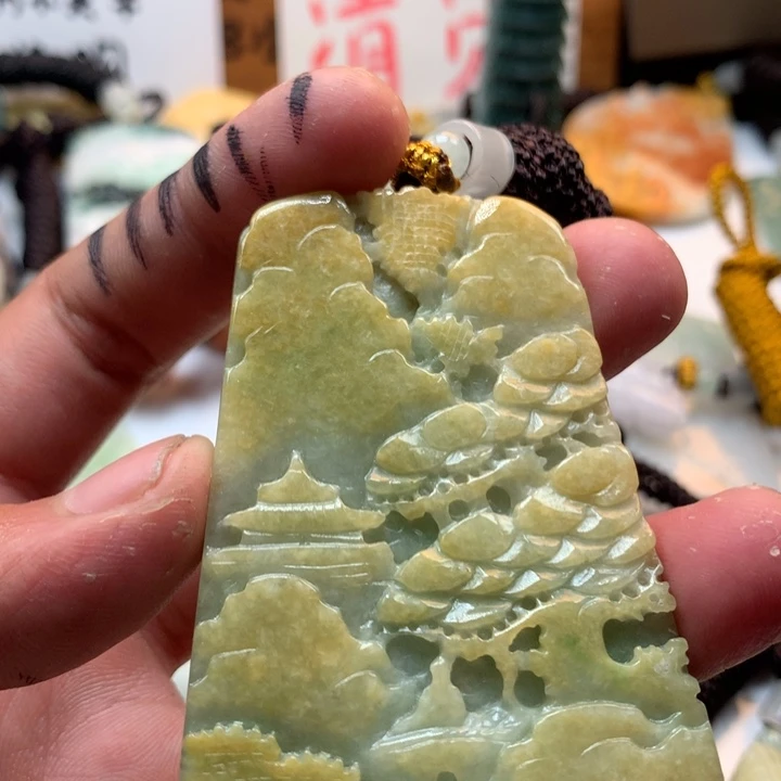 翡翠未镶嵌颈饰保真天然a货翡翠