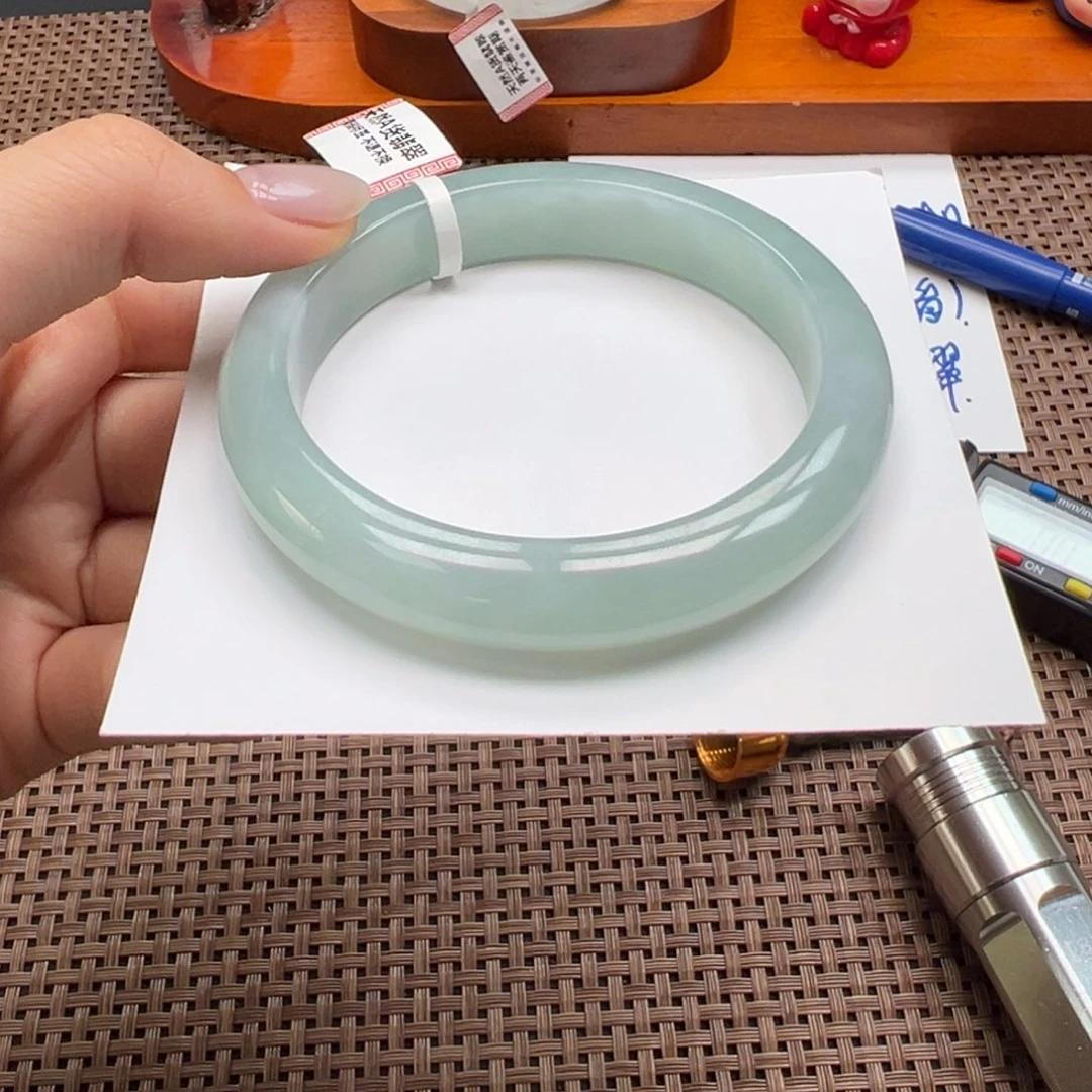 翡翠未镶嵌手镯20号