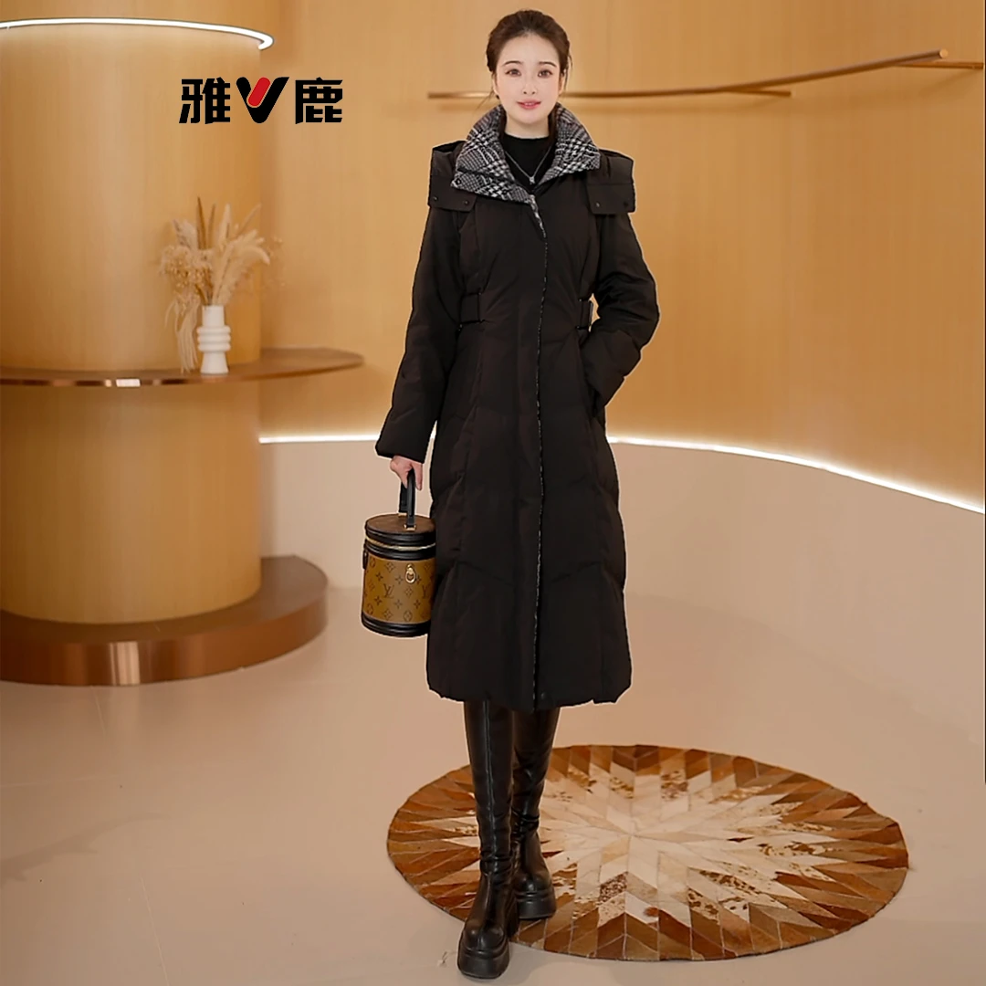 宽松女士恒温保暖连帽简约时尚百搭修身加厚中长款白鸭绒