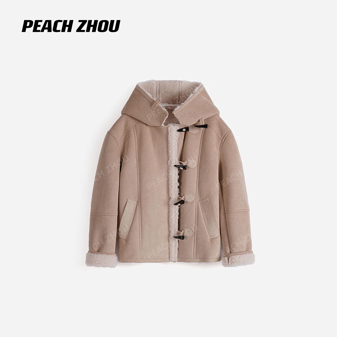 『PEACHZHOU』100羊毛羊筋绒牛角扣宽松短款连帽外套