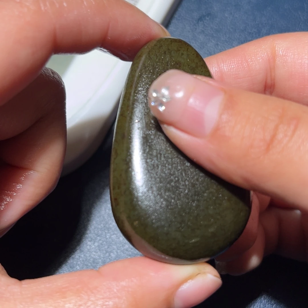 和田玉未镶嵌珠宝奇石