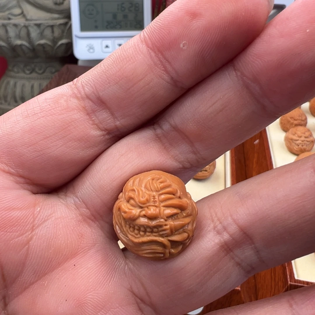 摇***-核桃吊坠恶僧系列吞噬恶僧185