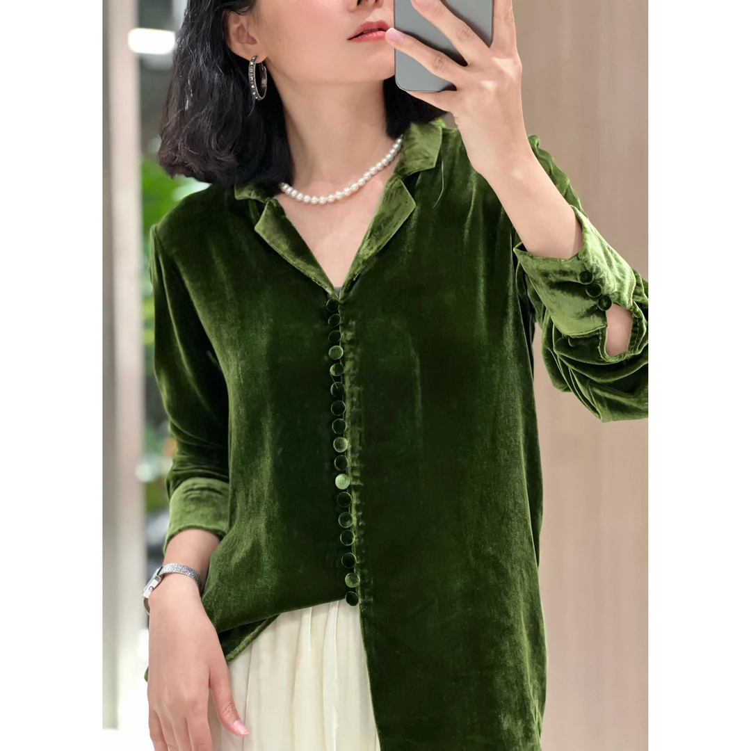 9950樱美嘉时尚休闲洋气多扣桑蚕丝真丝丝绒上衣