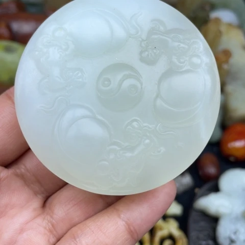 蛇纹石玉未镶嵌颈饰34