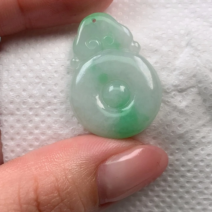 翡翠未镶嵌颈饰?****༄翡翠