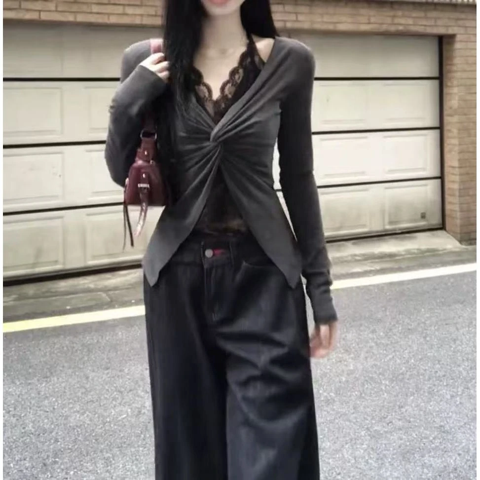 （嘻宝）大码纯欲风假两件蕾丝挂脖上衣女秋性感扭结修身上衣9230