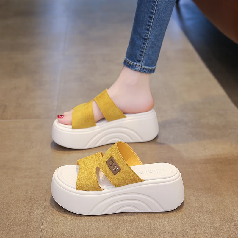 小码凉拖鞋女夏外穿2025新款时尚百搭厚底增高软底轻便小个子高跟