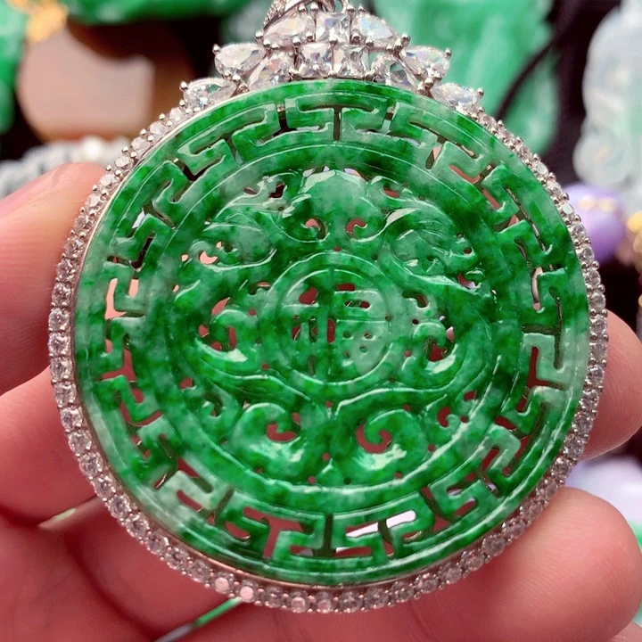 吊坠(不含链)未镶嵌翡翠