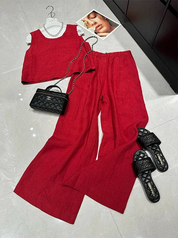 初夏流行穿搭盐系轻熟大方得体红色显白无袖T恤休闲裤套装女2025
