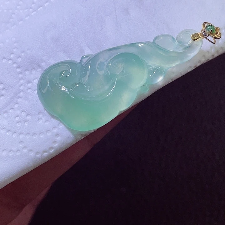颈饰18K金镶嵌翡翠翡翠