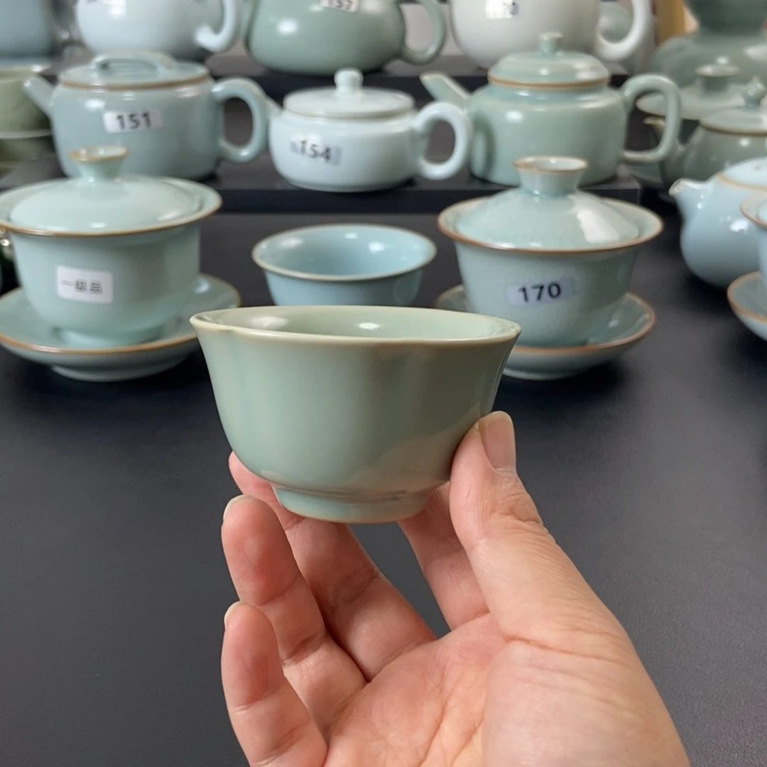 壶仿古釉水梅花杯